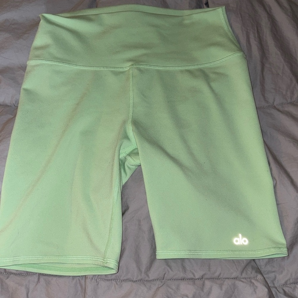 ALO Yoga Green Bike Shorts High-Rise Performance